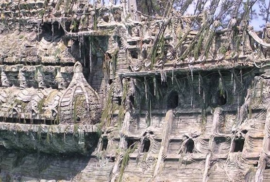 556px-Dutchmanhull.jpg